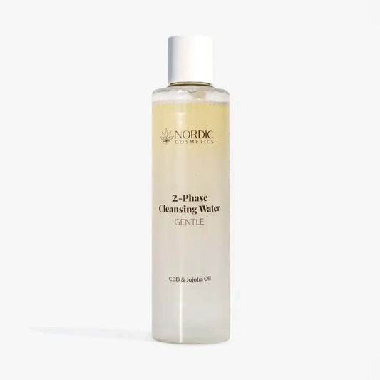 Nordic Cosmetics 2-fase rensevand, mild med CBD og jojobaolie