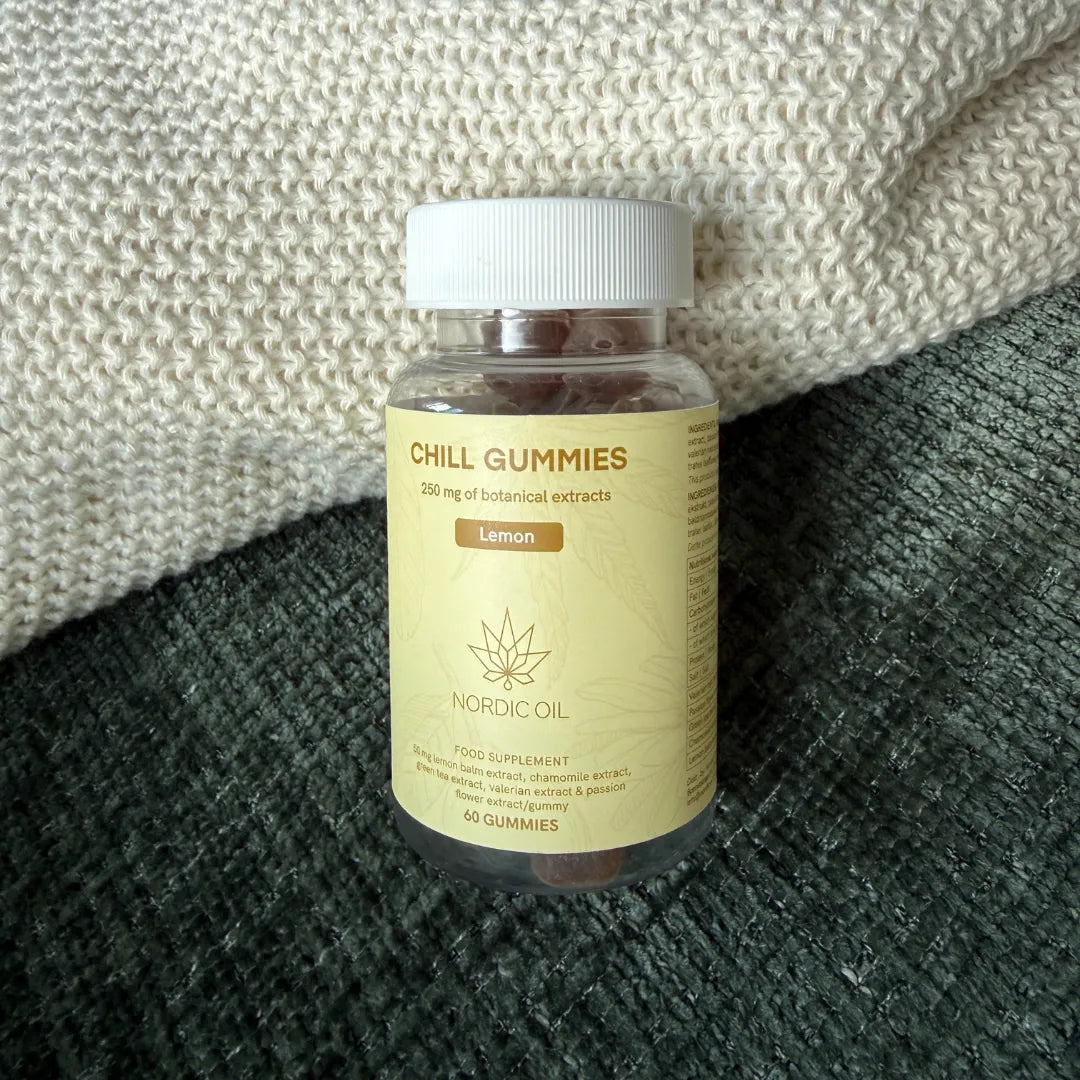 Flaske med Chill Gummies lemon-smag fra Nordic Oil, 60 gummies