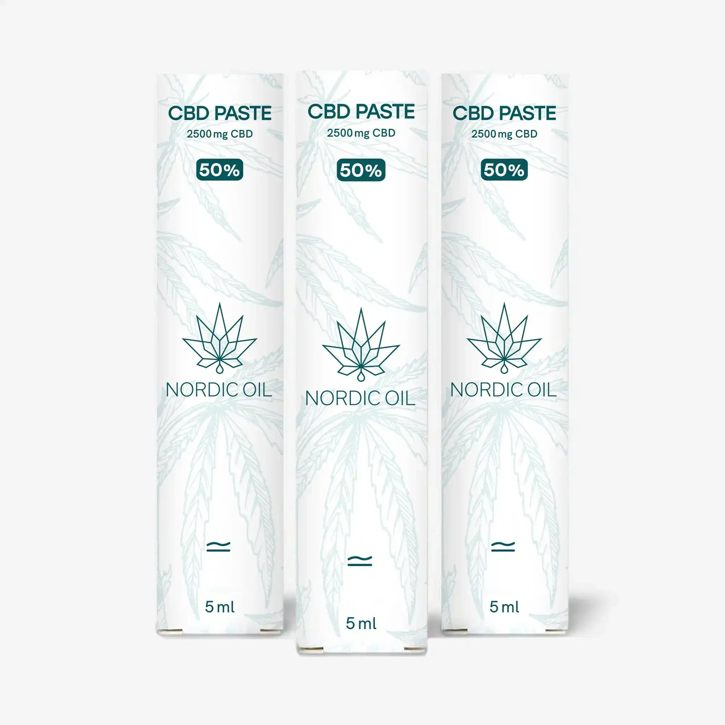 Tre rør CBD-paste fra Nordic Oil med 2500 mg CBD og 50% koncentration (5 ml pr. rør).