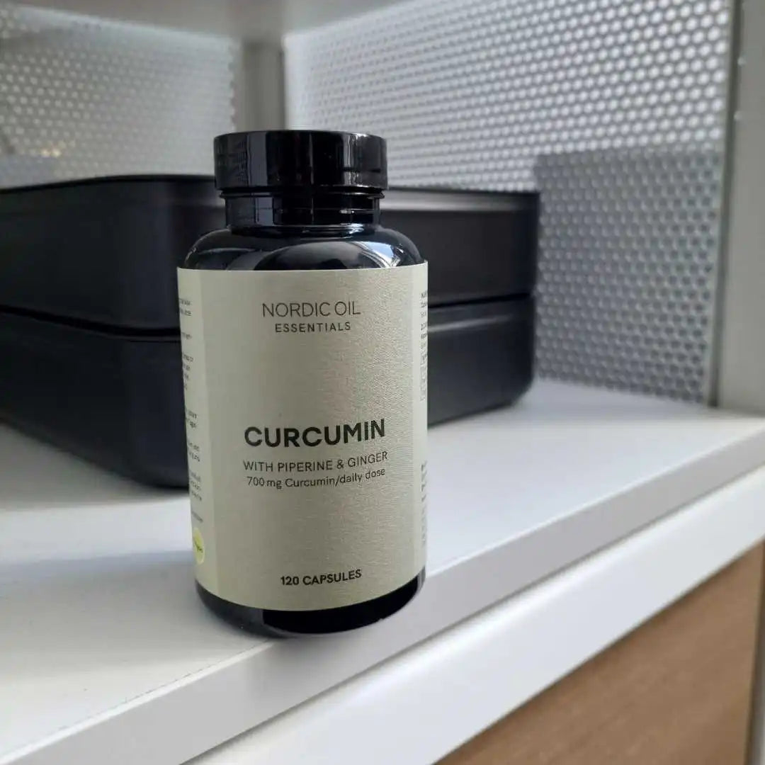 Nordic Oil Essentials Curcumin-kapsler med peber og ingefær på hylden