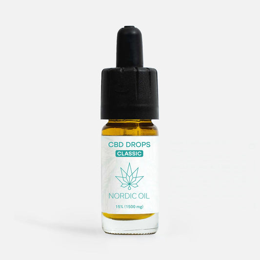 CBD-dråber i glasflaske med dropper og Nordic Oil Classic-etiket